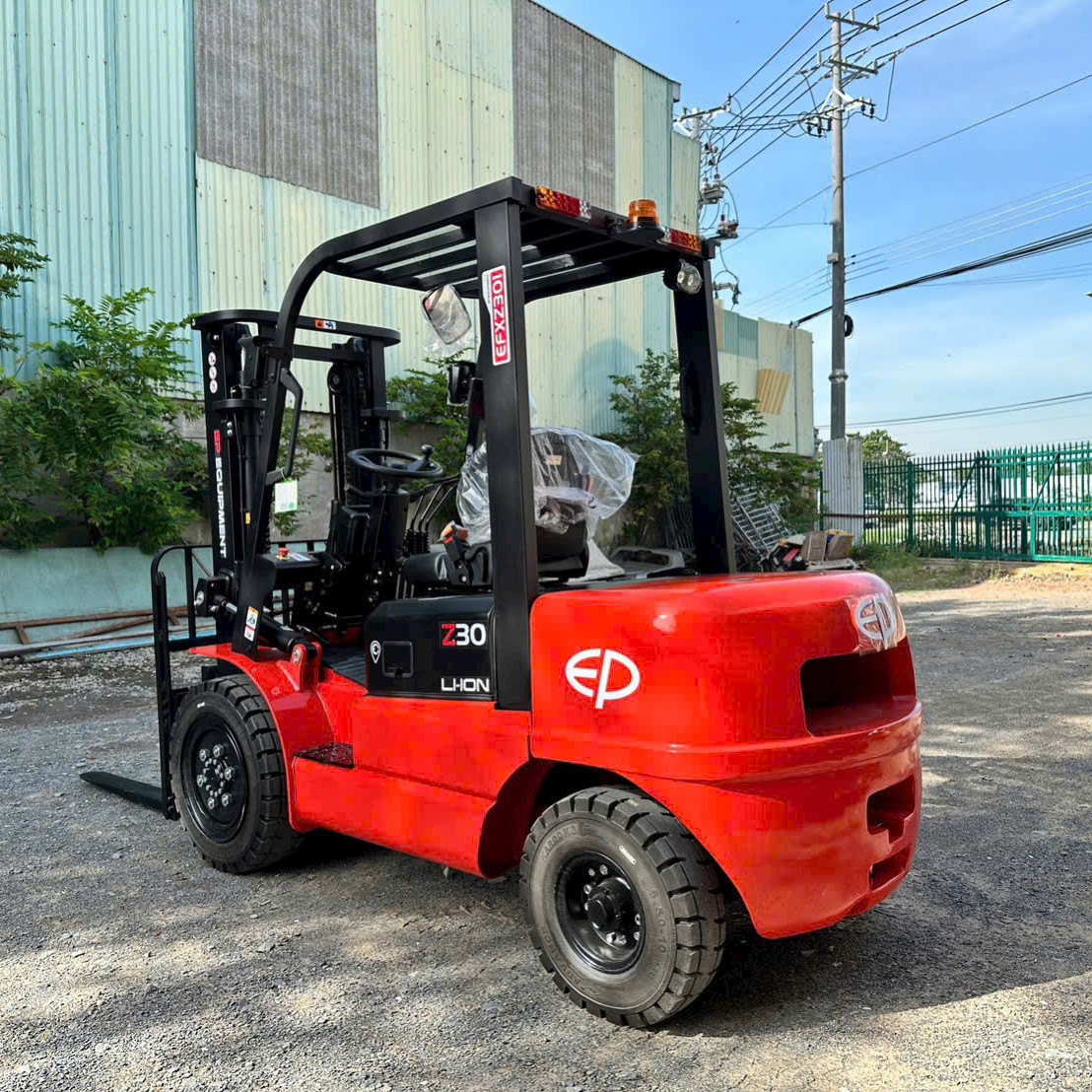 Xe nâng càng điện